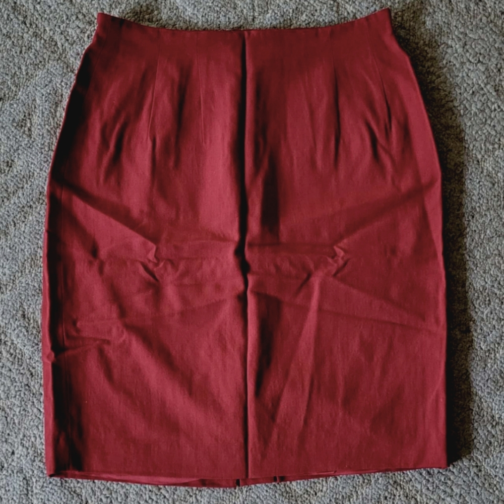 Excellent Condition Anne Taylor 100% Wool Skirt, Size 10